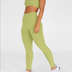 SET Active Kiwi Set 🥝